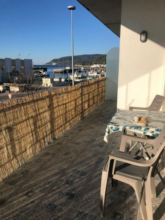 Sea And Marina View Apartment Setubal Exterior photo